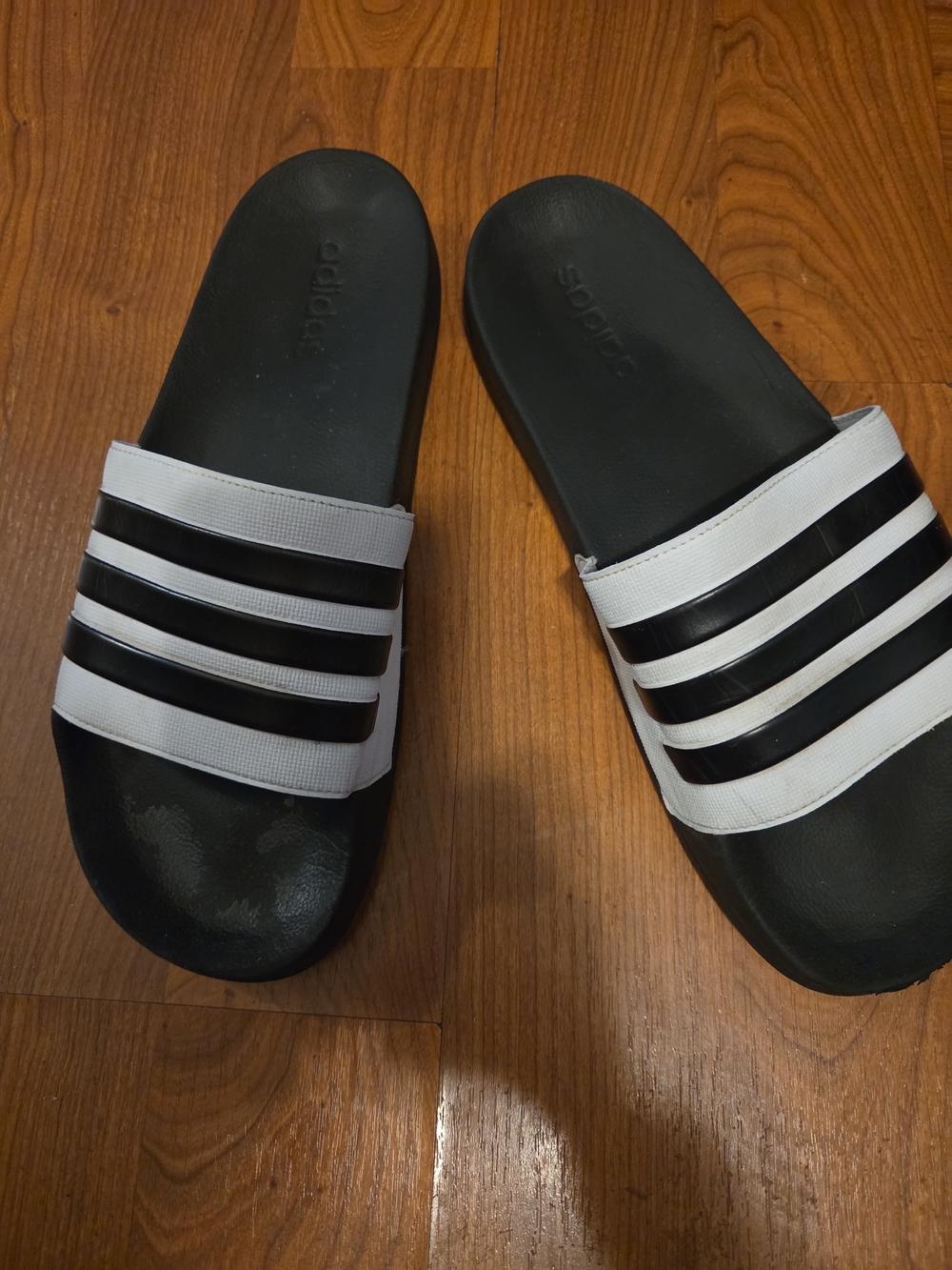 Adidas Men’s Black & White Size 13  Slide Sandals - Picture 4 of 11